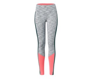 im Colorblocking-Design