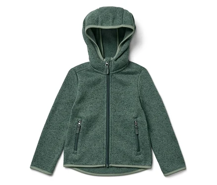 Grüne Fleecejacke mit Kapuze und Reißverschluss in der Mitte.