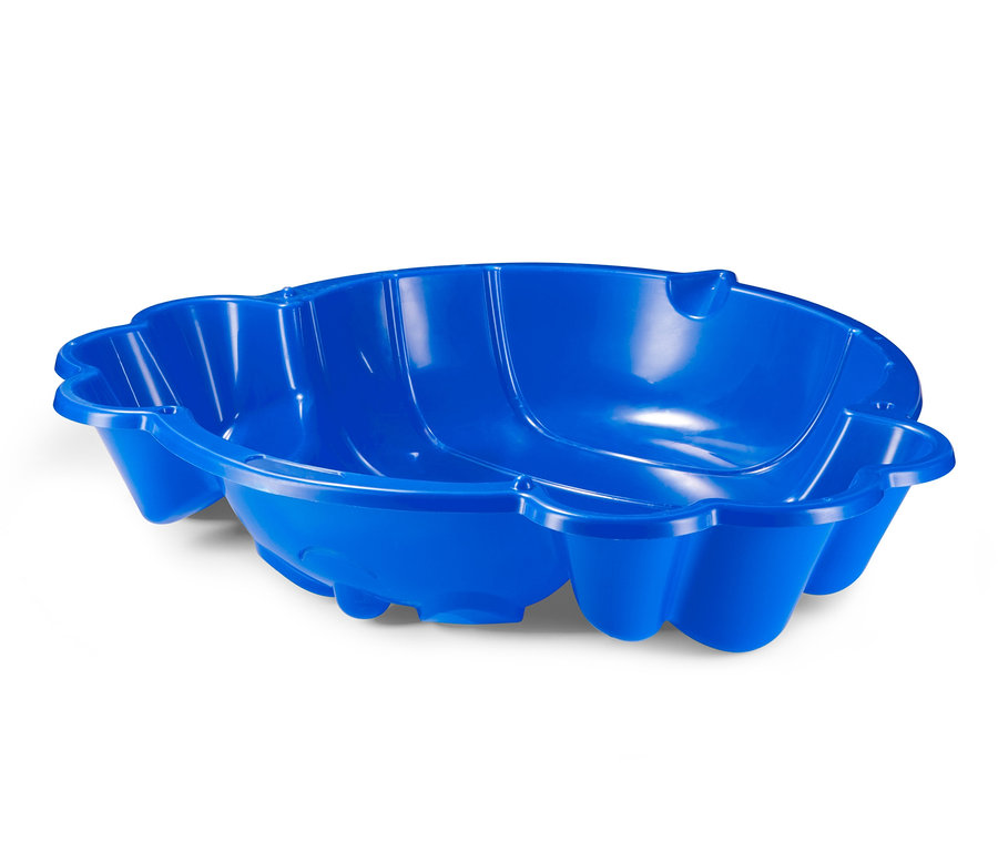 Blaue Sandmuschel aus Kunststoff.