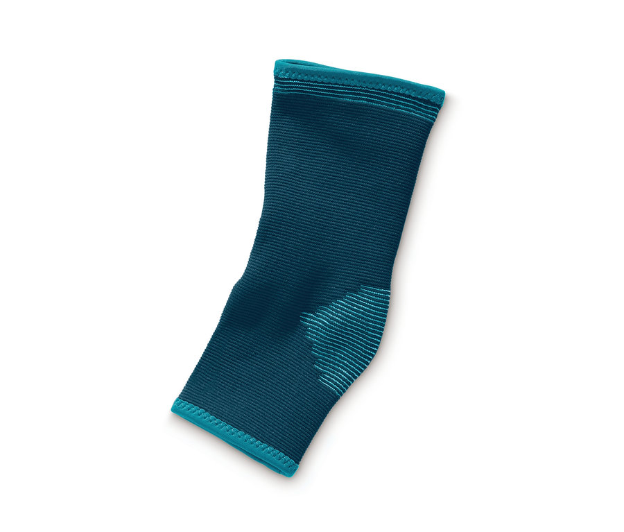 Eine blaue Fußgelenkbandage.
