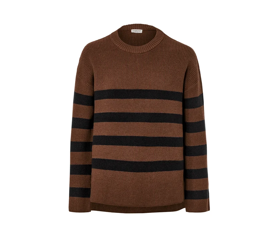 Ein braun-gestreifter Strickpullover.