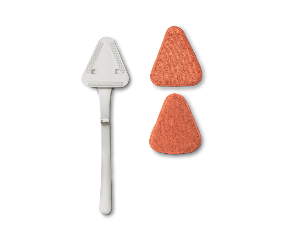 Weißer Autoscheibenreiniger mit zwei orangefarbenen, dreieckigen Pads.