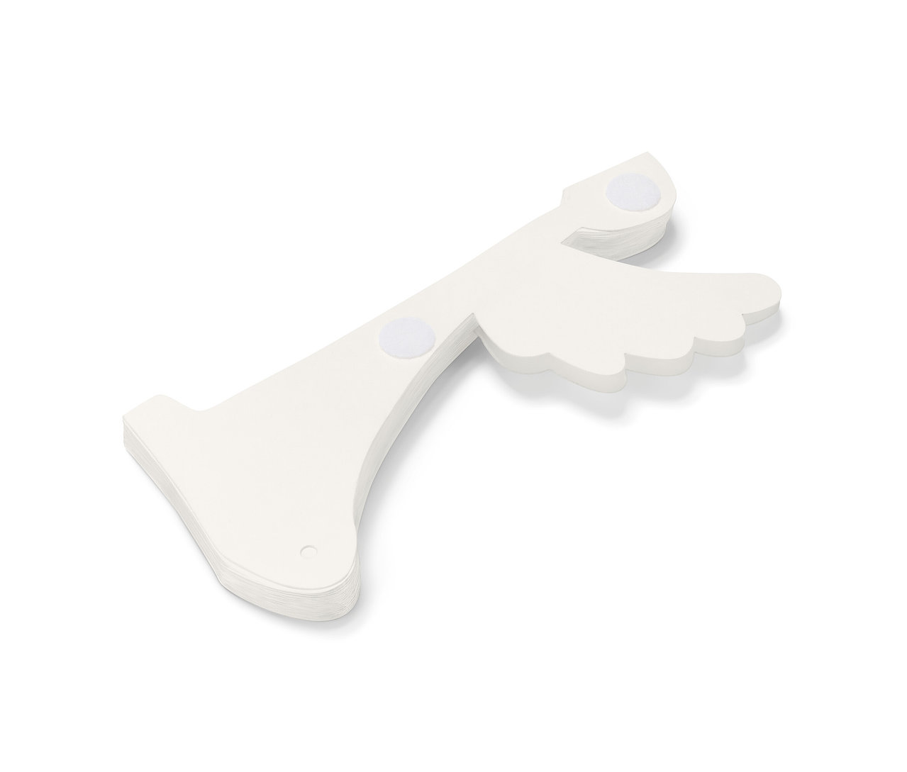 Ein kleiner LED-Papier-Engel liegt auf einem weißen Hintergrund.