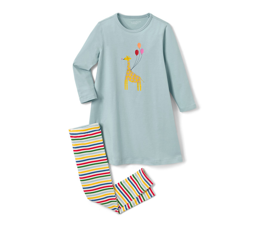 Kinder-Nachthemd mit Leggings. Auf dem Nachthemd ist eine Giraffe mit Luftballons abgebildet. Die Leggings sind bunt gestreift.