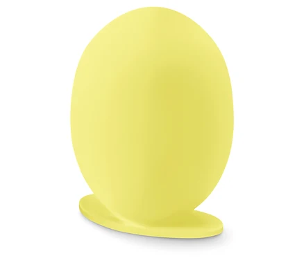 Gelbe Lampe auf weißem Hintergrund.