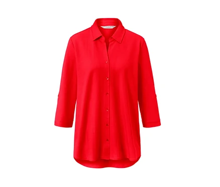 Rote Piqué-Jerseybluse mit Knöpfen.