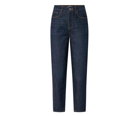 Dunkelblaue High-Waist-Jeans mit Knopfverschluss, Vordertaschen und gelb-orangen Kontrastnähten.