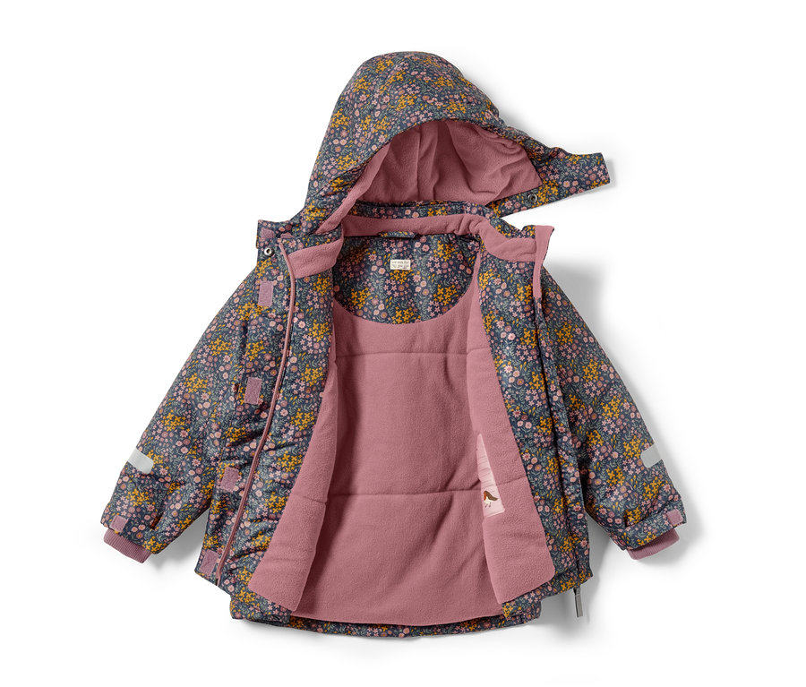 Nahaufnahme der geöffneten, 2-teiligen Schneekombi in Rosa mit Blumenmuster und rosa Futter.