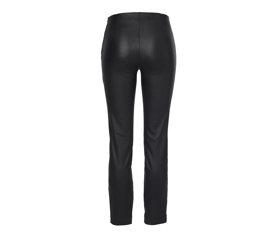 Schwarze beschichtete Stretchhose von hinten.