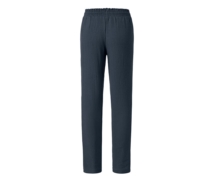 Eine blaue Loungehose.