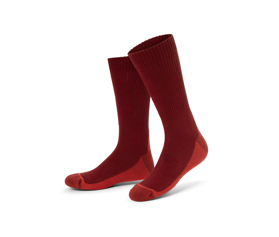 Zwei Paar Outdoor-Socken.