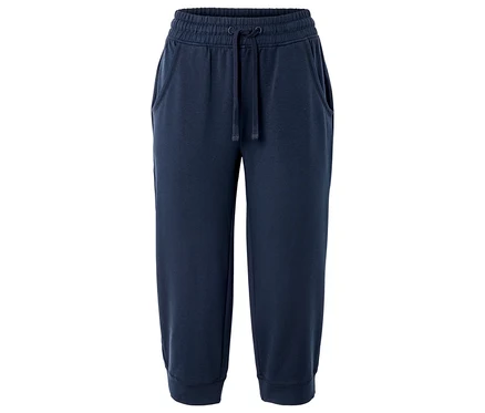 Dunkelblaue, dreiviertellange Jogginghose mit Kordelzug und Taschen.