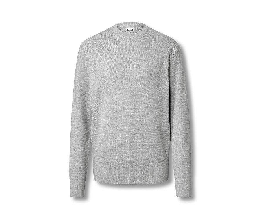 Grauer Pullover mit Rundhalsausschnitt.