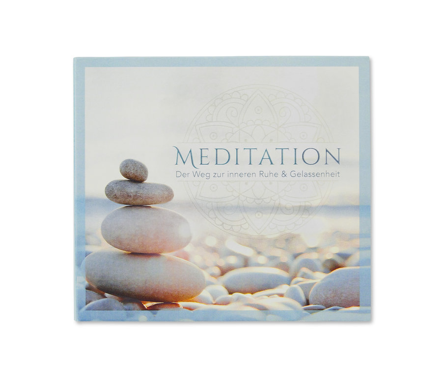 Cover der Meditations-CD »Der Weg zur inneren Ruhe und Gelassenheit« mit einem Motiv eines Steinturms.