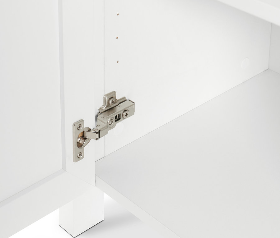 Detailansicht eines weißen Highboards.