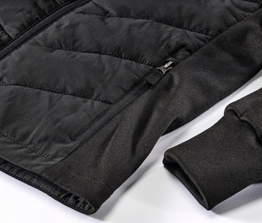 Detail einer Kinder-Thermo-Sportjacke.