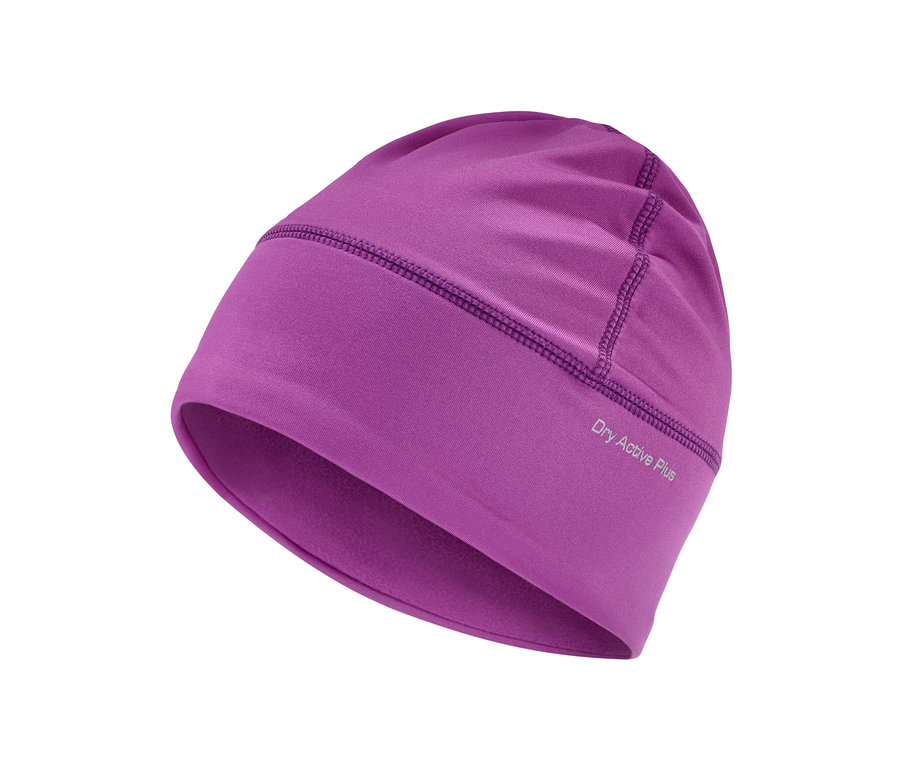 Nahaufnahme einer beerenfarbenen Thermo-Funktionsmütze.