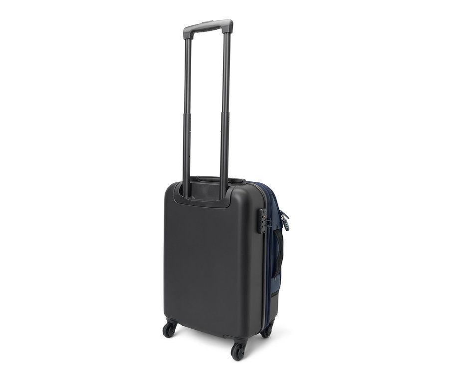 Nahaufnahme eines Hybridkoffers, klein, mit ausziehbarem Griff und Rädern.