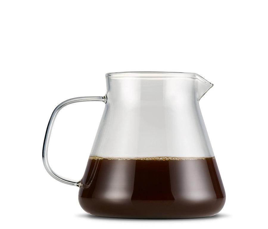 Eine Kaffeekanne aus Glas, gefüllt mit Kaffee.