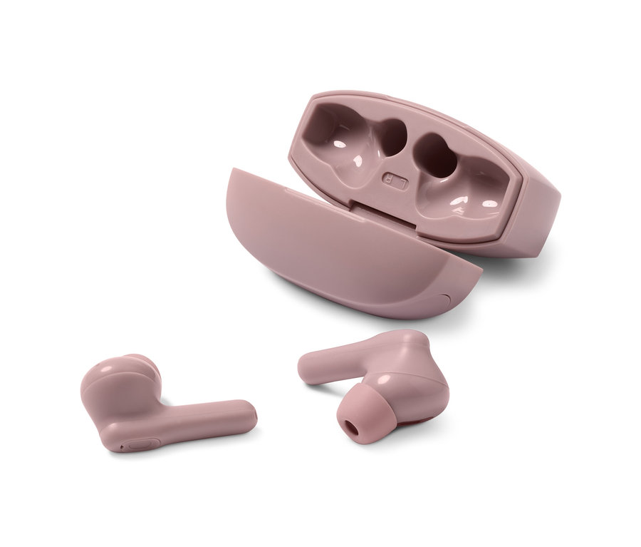 Rosafarbene TWS-In-Ear-Kopfhörer und ein offenes Gehäuse auf weißem Hintergrund.