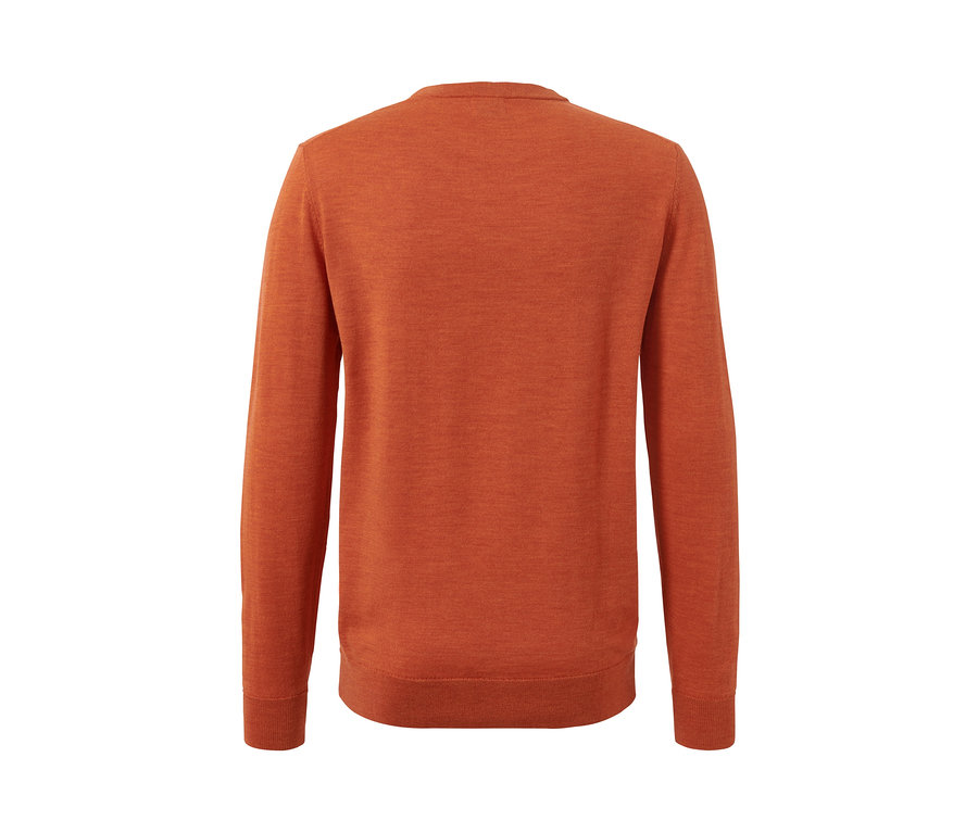 Orangefarbener Merinopullover.
