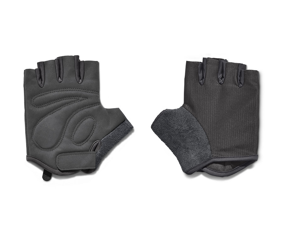 Zwei Fahrrad-Handschuhe liegen nebeneinander auf einem weißen Hintergrund.