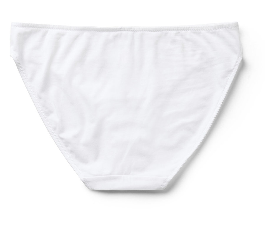 Weißer Damenslip auf weißem Hintergrund.
