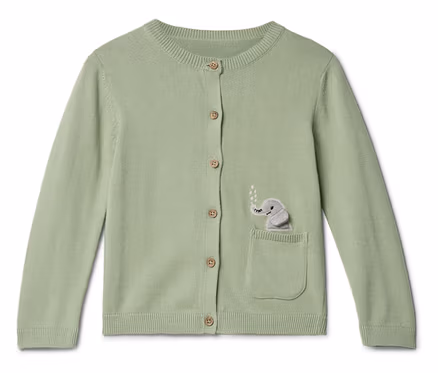 Hellgrüne Strickjacke mit Knopfleiste und aufgesetzter Tasche mit Elefantenmotiv.