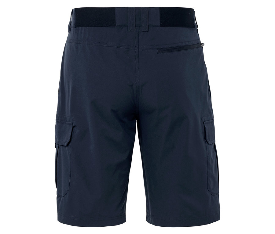 Nahaufnahme der Rückseite von marineblauen Cargoshorts mit Taschen.