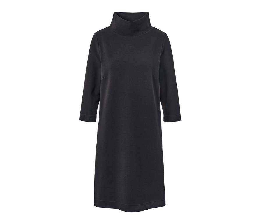 Ein schwarzes Sweatkleid mit 3/4-Arm.