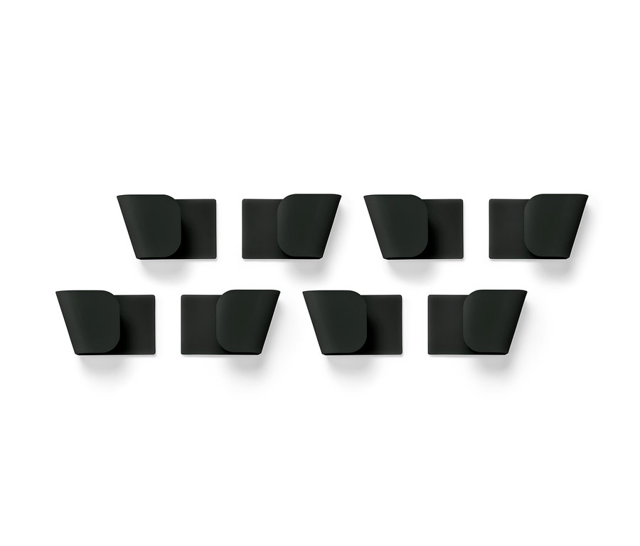 Acht schwarze 4 Wandhalterungen für Deckel sind in zwei Reihen auf einem weißen Hintergrund angeordnet.