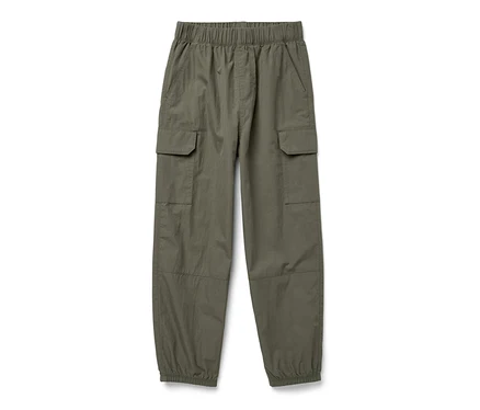 Olivgrüne Kinder-Cargohose.