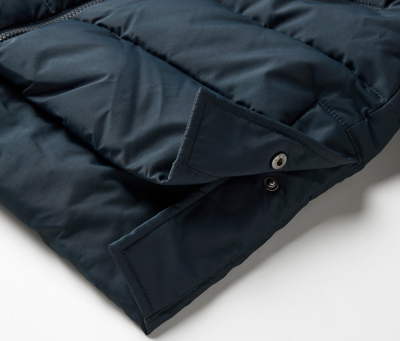 Detailansicht eines Kinder-Thermomantels.