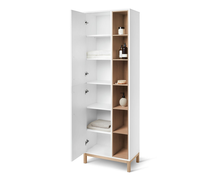 Offener Bad-Hochschrank »Eklund« mit Seitenfach, Innenregalen und Handtüchern.