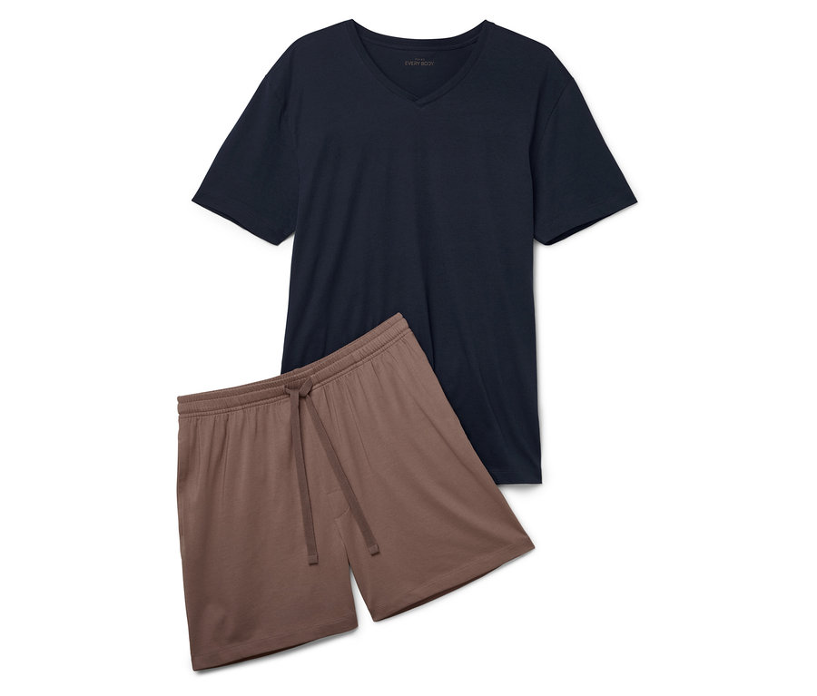 Dunkelblaues T-Shirt mit V-Ausschnitt und braune Shorts mit Kordelzug liegen übereinander.