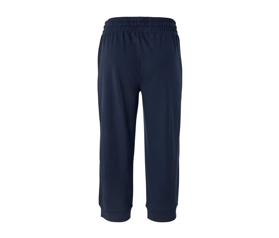 Dunkelblaue 3/4-Sweathose.