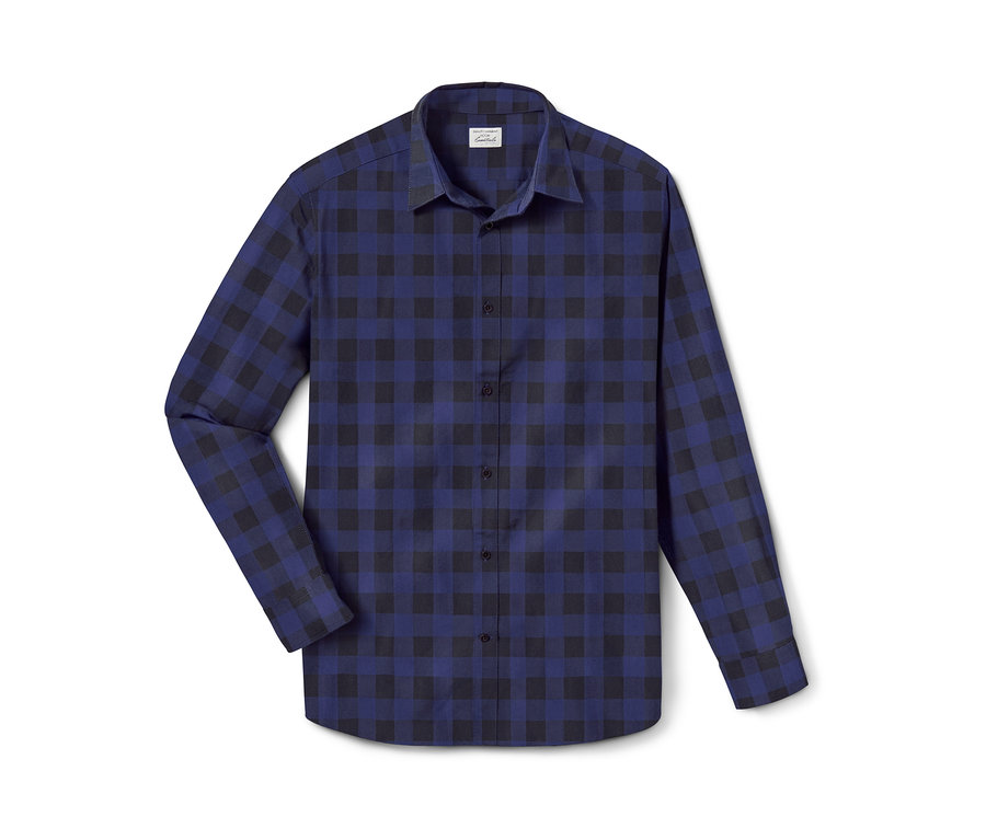 Blaues und schwarzes Flanellhemd.