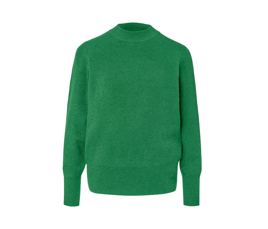 Grüner Feinstrickpullover.