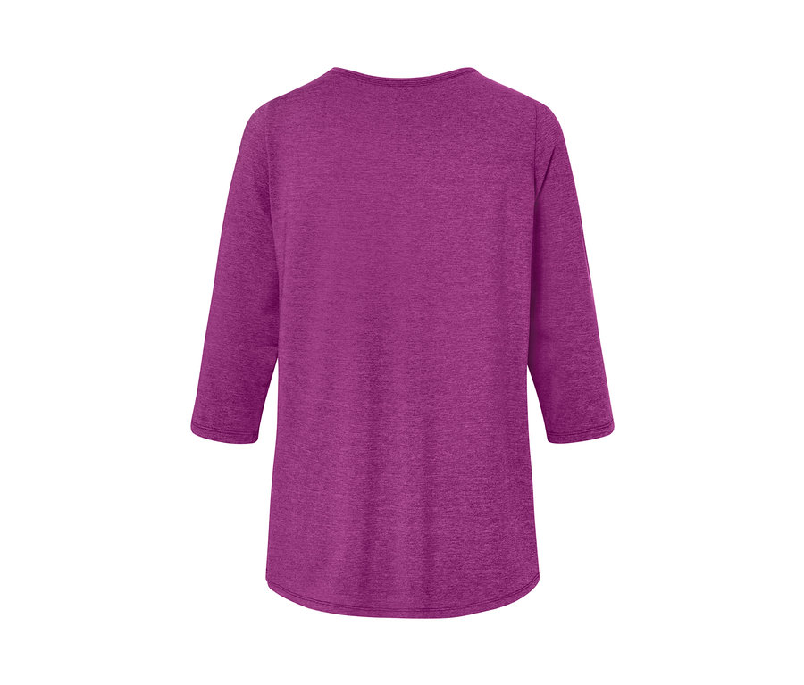 Detailansicht der Rückseite eines Funktionsshirts mit 3/4-Ärmeln in Beere.
