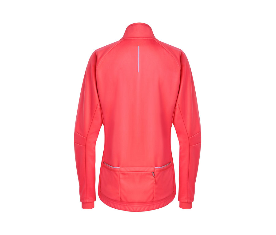 Nahaufnahme der Rückseite einer korallenroten Fahrrad-Funktionsjacke.