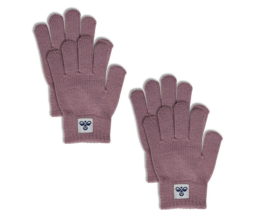 Zwei Paar lila hummel® HMLJR Strickhandschuhe mit Logo am Bündchen.