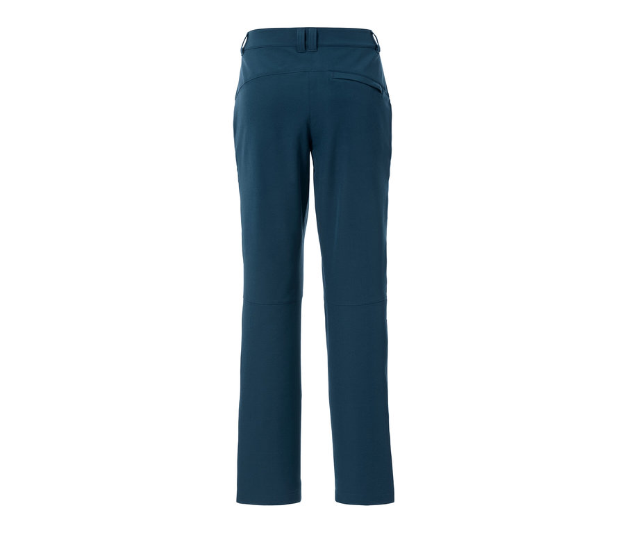 Detailansicht von hinten einer Softshellhose.