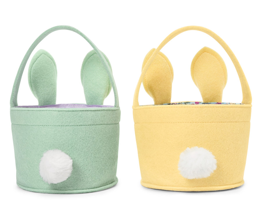 Zwei hasenförmige Osterkörbe, einer grün und einer gelb.