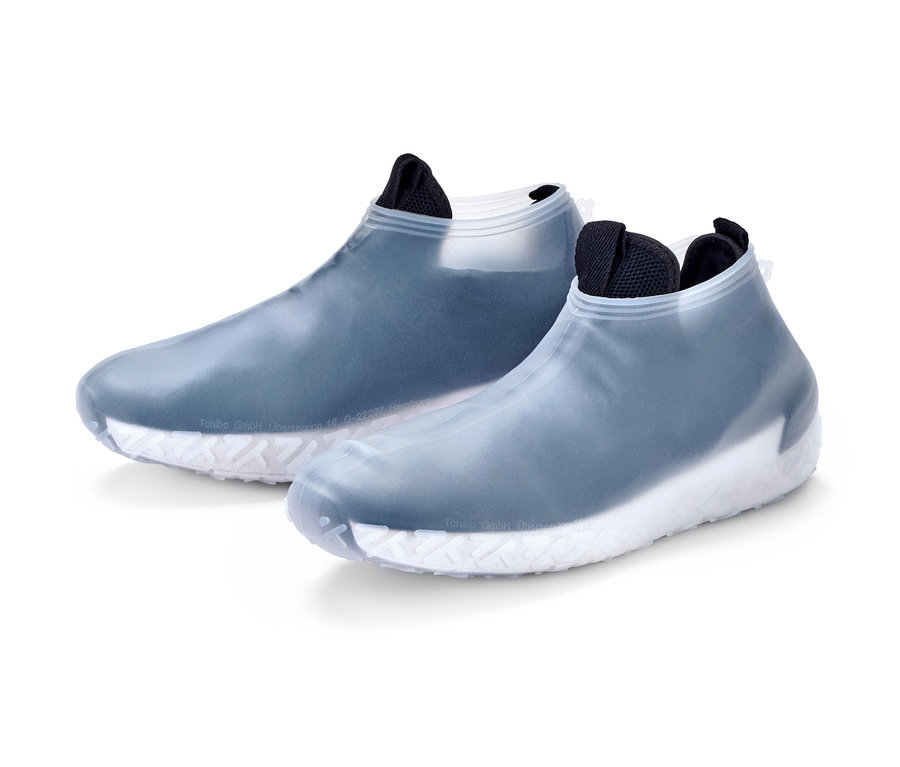 Zwei Regen-Überziehschuhe mit weißer Sohle.
