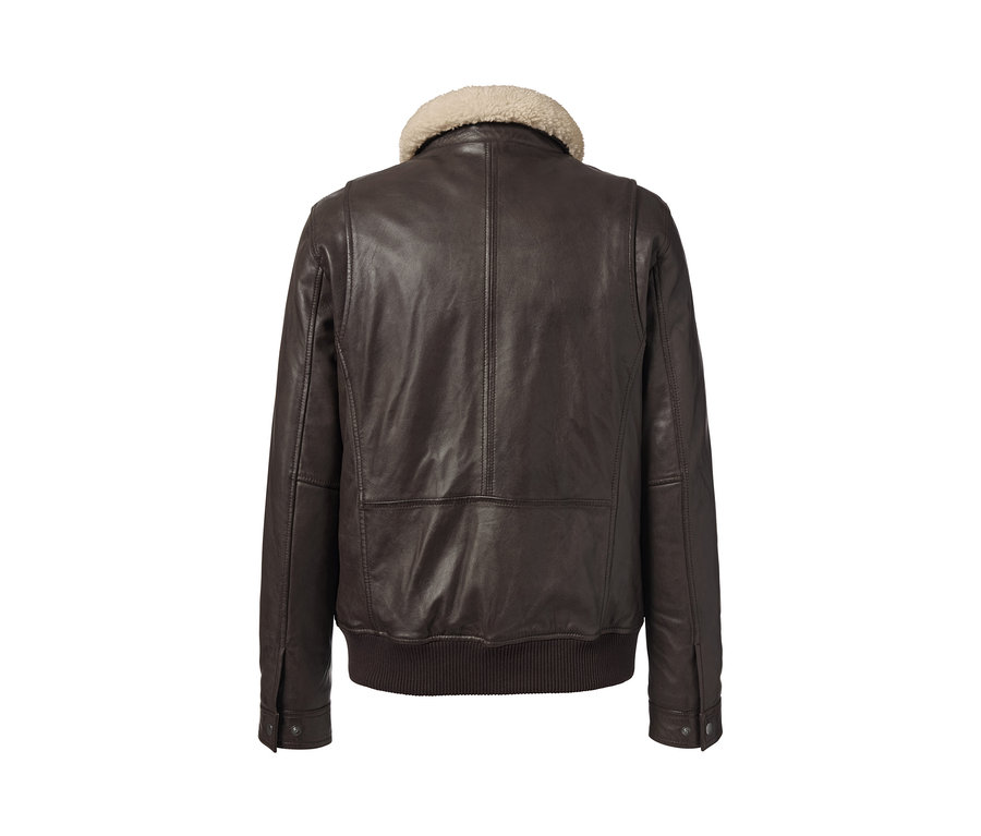 Detailansicht der Rückseite einer Lederjacke im Aviator-Style mit cremefarbenem Kragen.