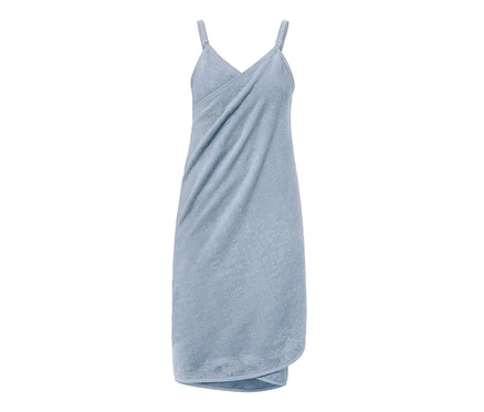 Helles blaues Handtuch-Kleid.