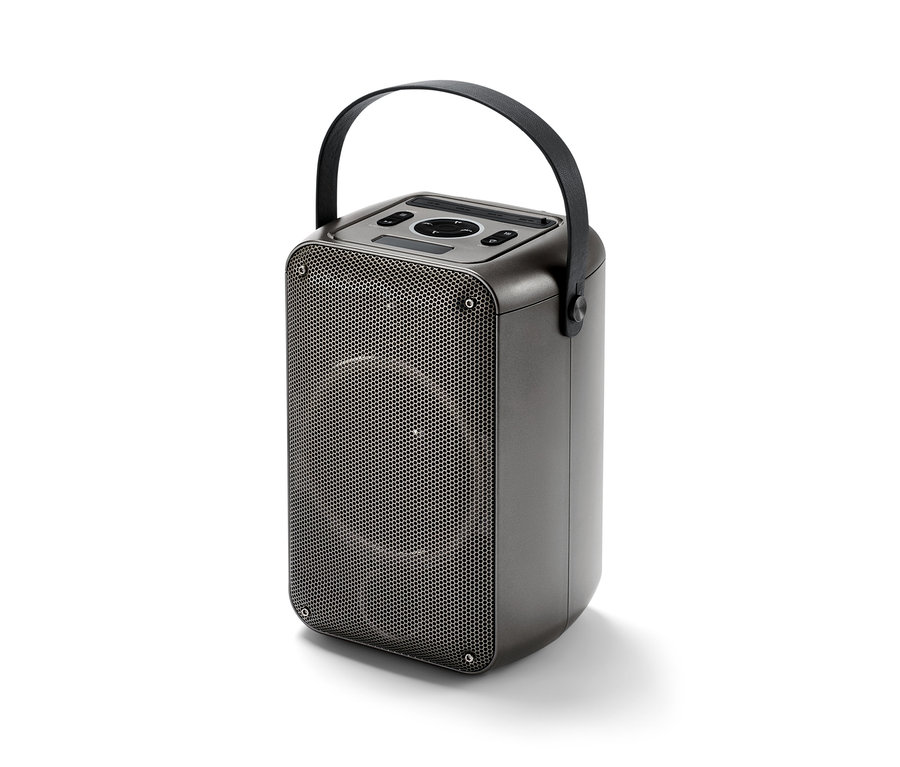 Ein Bluetooth® Party-Lautsprecher mit Lichteffekten auf einem weißen Hintergrund.