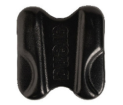 Schwarze arena Schwimmhilfe Pull Kick II auf weißem Hintergrund.