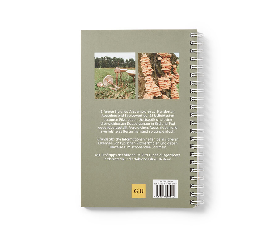 Rückseite eines olivgrünen Spiralbuchs mit zwei Bildern: Pilze auf Waldboden und Pilze an einem Baumstamm. Darunter Text zur Pilzbestimmung, GU-Logo und Barcode.