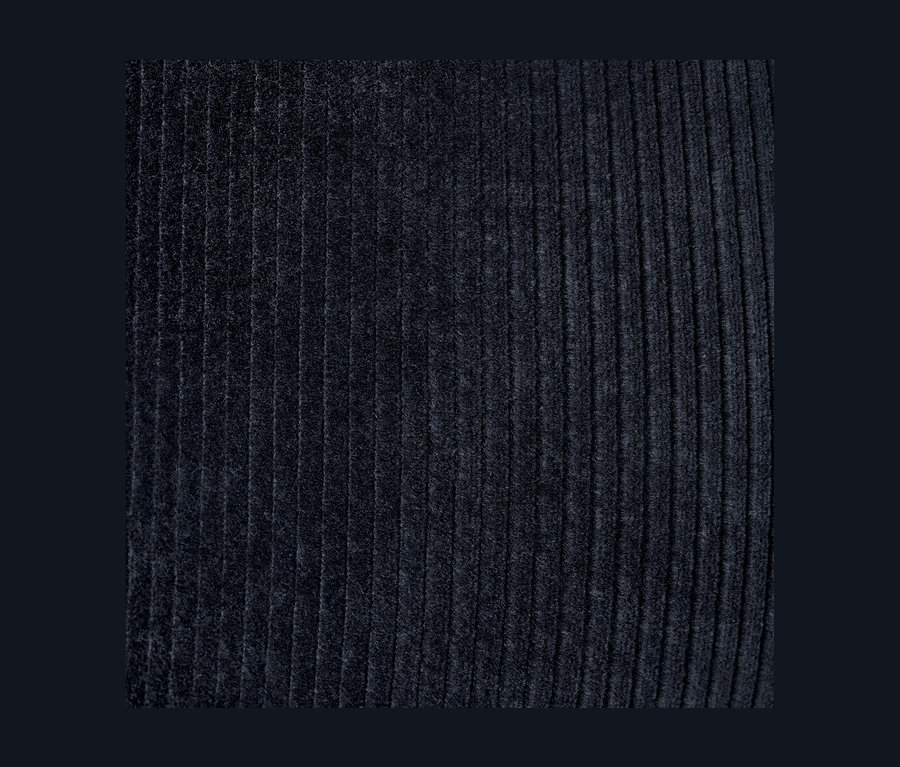 Nahaufnahme einer Cord-Leggings.